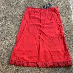 NWT! RED COTTON, LONG SKIRT. MEDIUM. 2” LACE HEM. L’POGEE.
